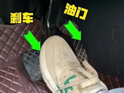 精彩国产足踩视频分享：开车技巧与踩踏乐趣尽在其中