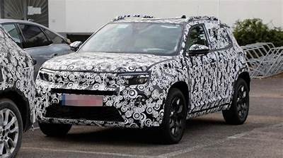 2023国产Jeep自由光评测视频：性能与舒适性的完美结合