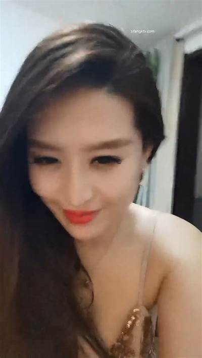 国产大妈直播秀：独有魅力与欢笑带你畅享生活