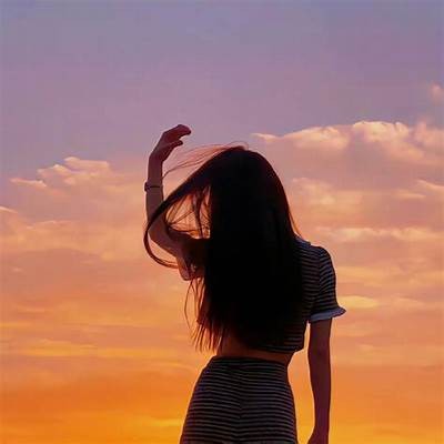 原创国产美女成人视频，真实露脸精彩瞬间